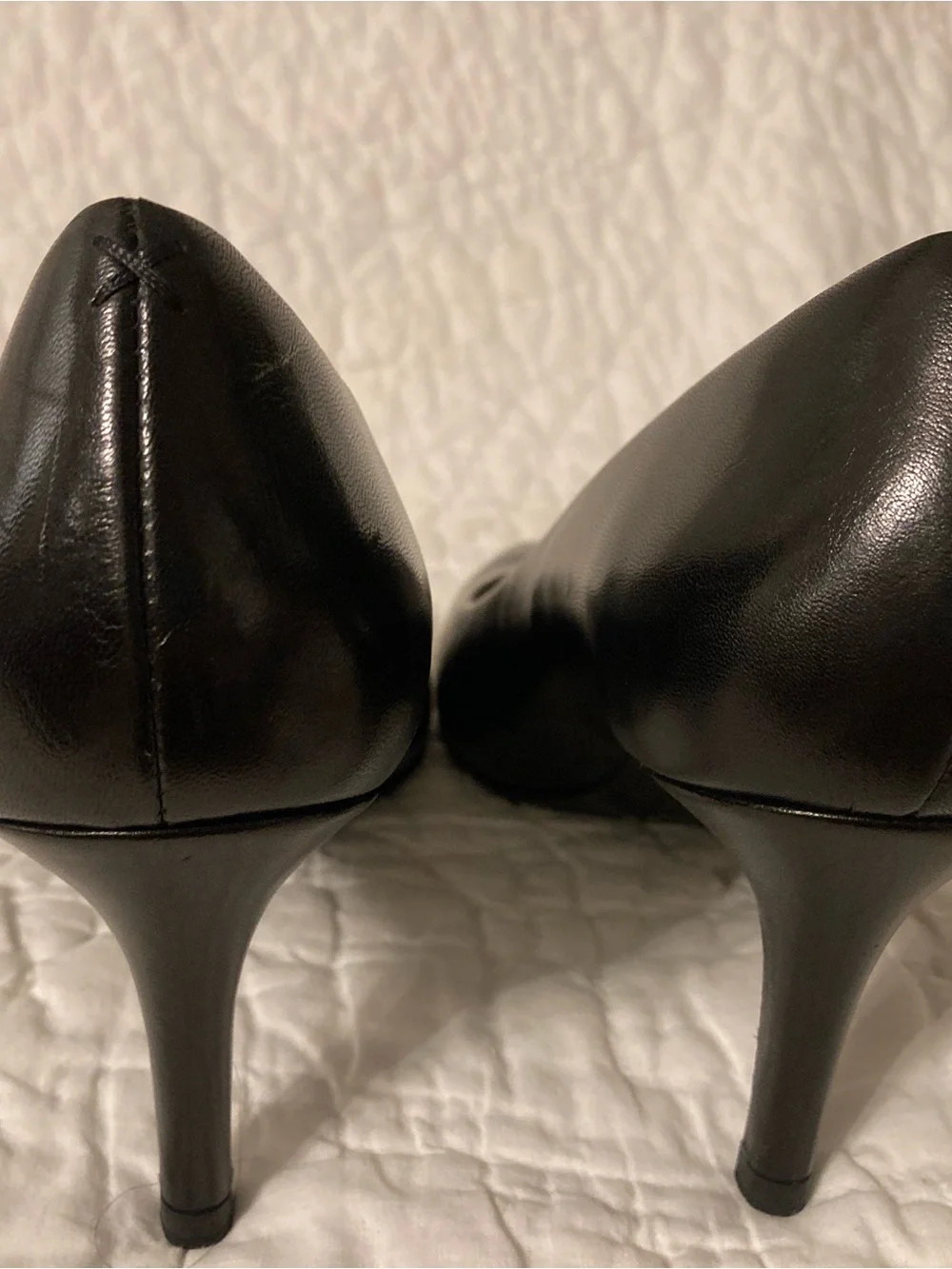 Inez Lola Women's Black Pointed-Toe Mid Heel Pumps